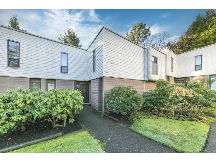 10 9400 128 STREET, Surrey