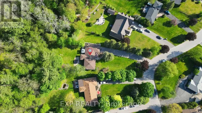 10 ANCHOR COURT, East Gwillimbury
