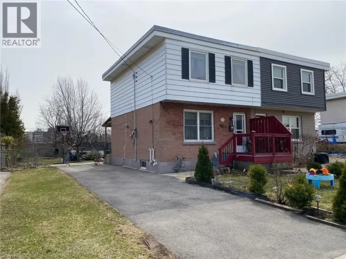 10 ARMSTRONG Avenue, Hamilton