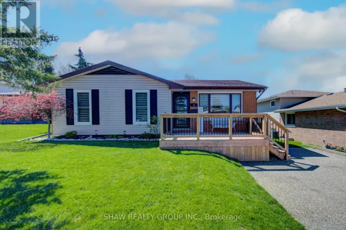 10 ASHTON COURT, Woodstock