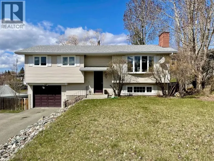 10 Beryl Drive, Logan Lake