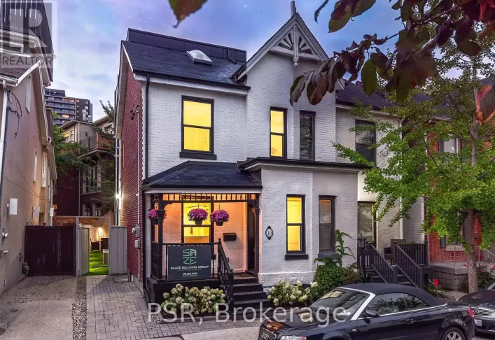 10 BISHOP STREET, Toronto