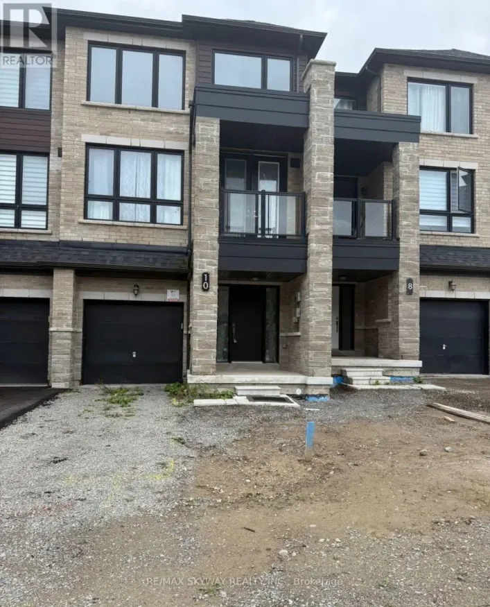 10 BLUE FOREST CRESCENT, Barrie