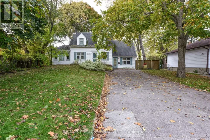 10 BROADVIEW AVENUE, Mississauga