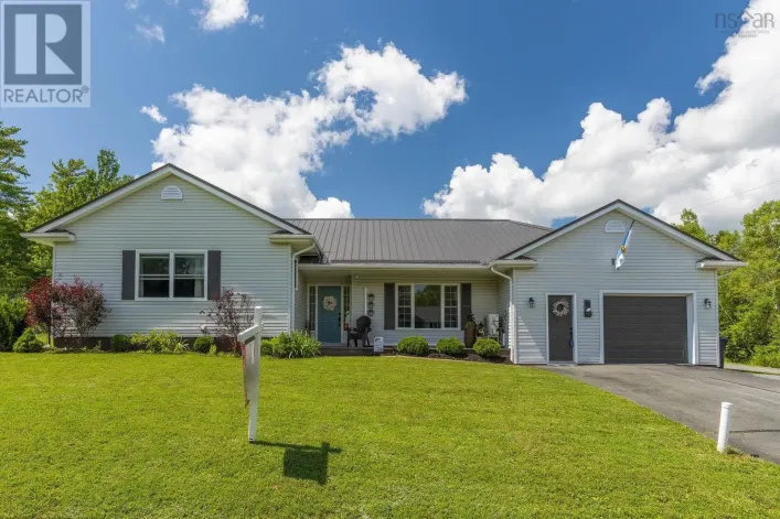 10 Brookside Avenue, Lantz
