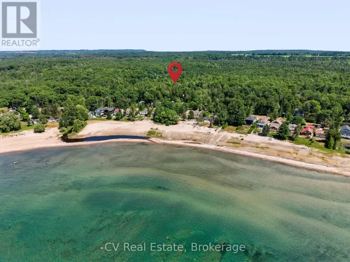 10 BROOKSIDE DRIVE, Tiny