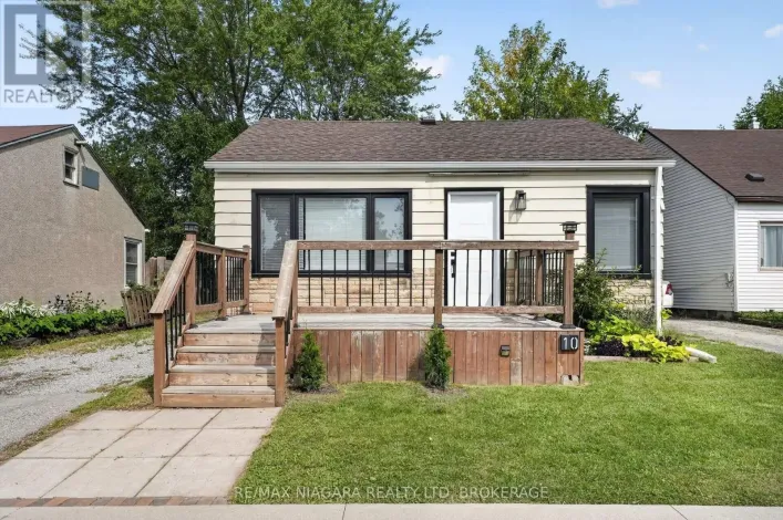 10 CHURCHILL AVENUE, Welland