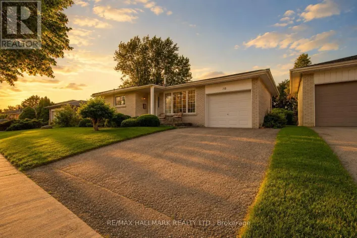 10 COCKBURN DRIVE, Toronto