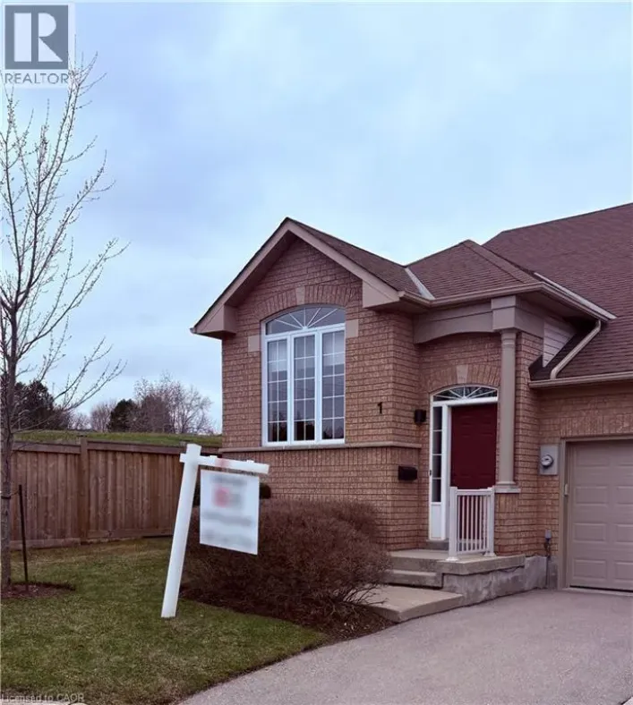 10 DAVIDSON Boulevard Unit# 1, Dundas