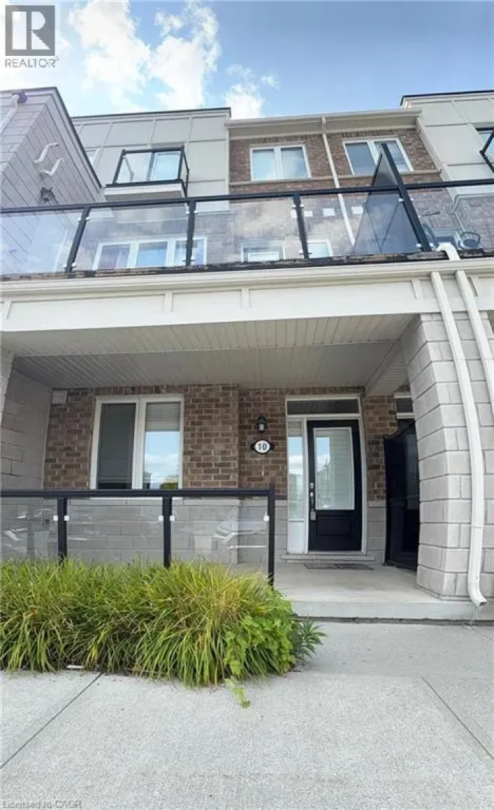 10 DAYLILY Lane, Kitchener