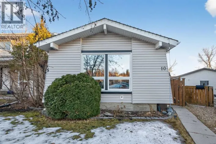 10 Deer Lane Bay SE, Calgary