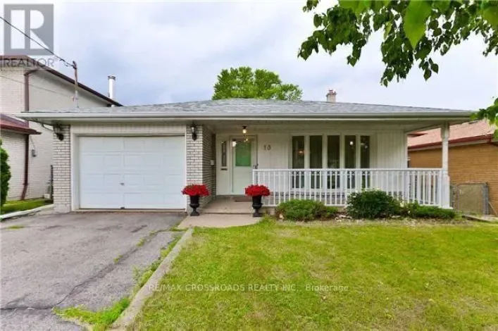 10 DOVERWOOD COURT, Toronto