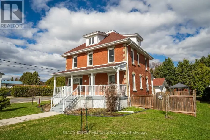 10 DUBEAU STREET, West Nipissing