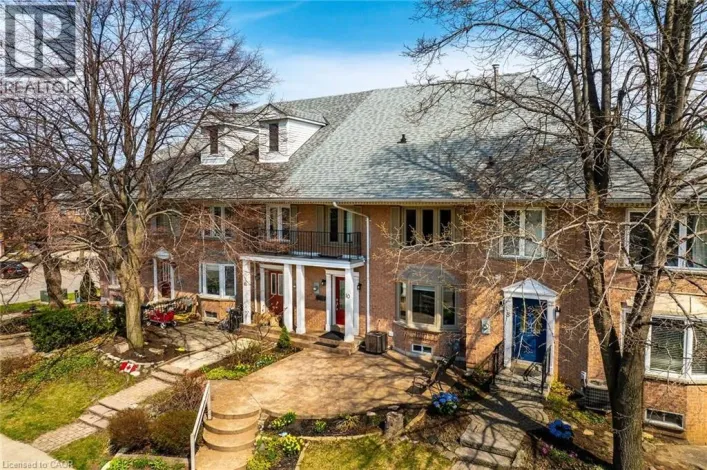 10 EDGEWATER Drive, Stoney Creek