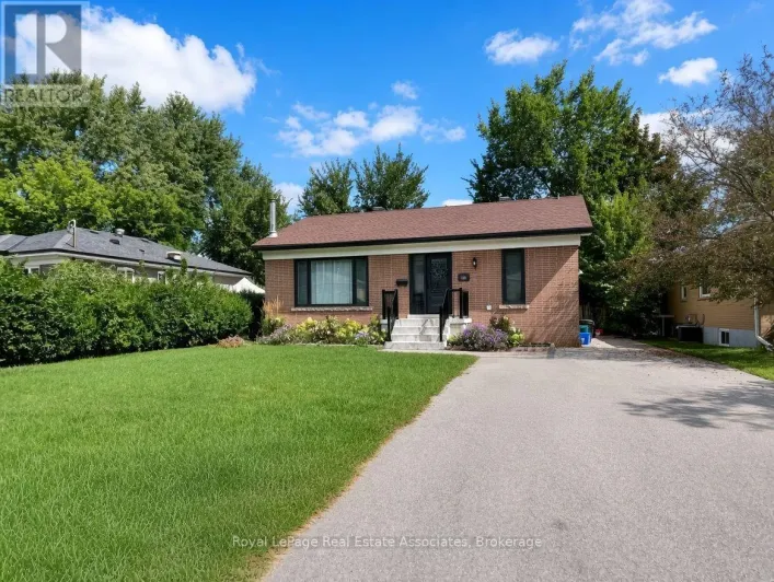 10 ELIZABETH STREET, Halton Hills