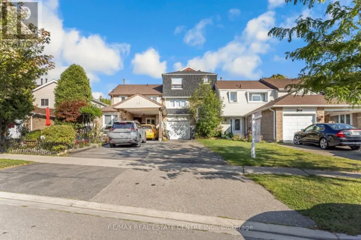 10 FANSHAWE DRIVE, Brampton