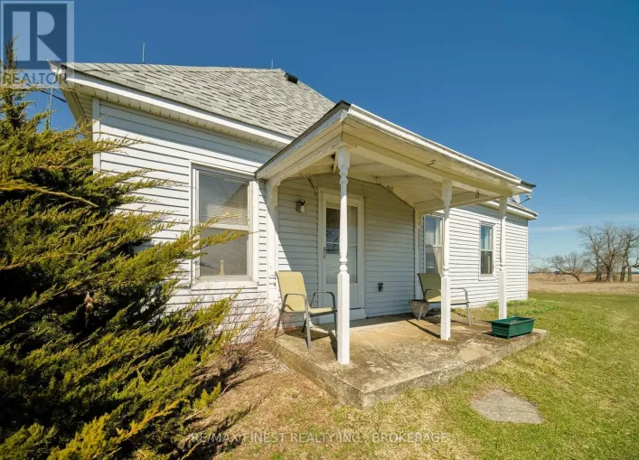 10 FRONT ROAD, Loyalist