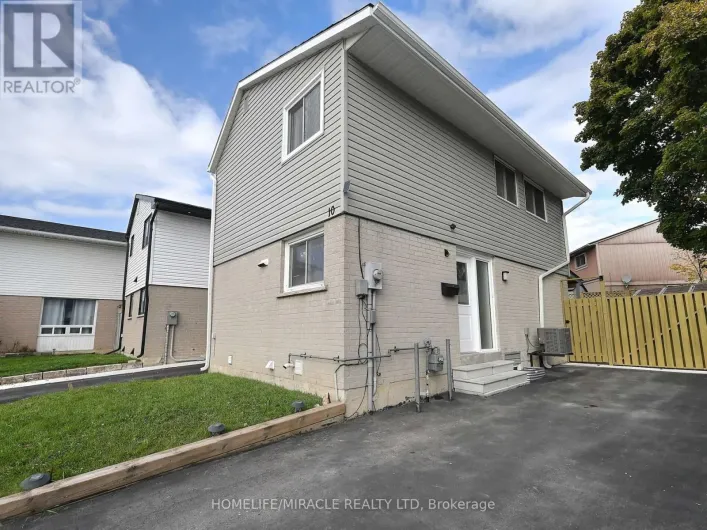 10 GRASSPOINT SQUARE, Brampton