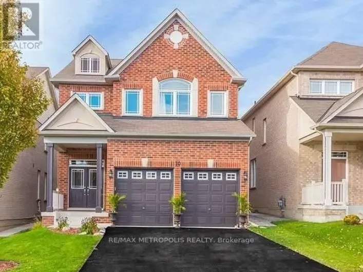 10 HARVEST HILLS BOULEVARD, East Gwillimbury