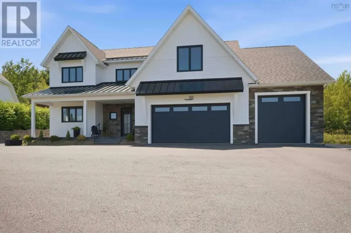 10 Heron Drive, Canaan
