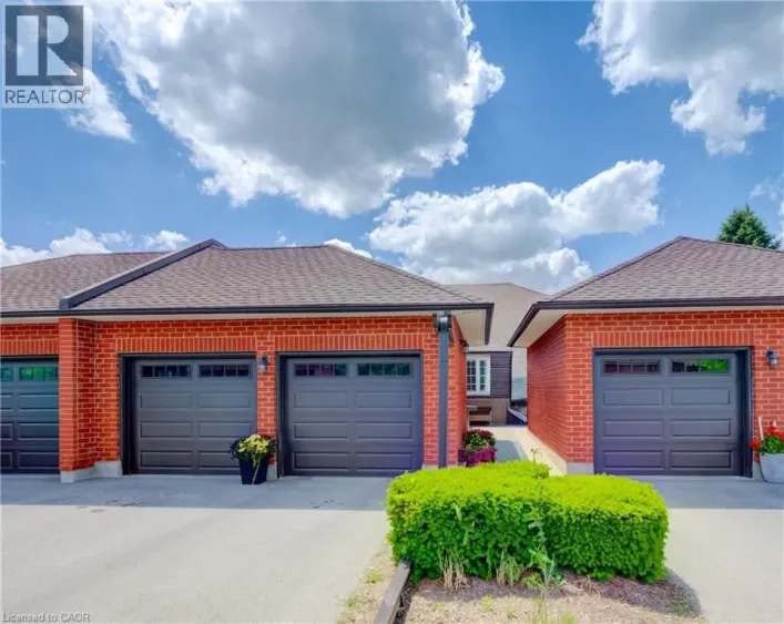 10 ISHERWOOD Avenue Unit# 18, Cambridge