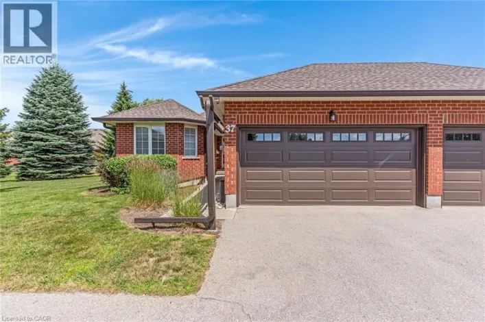 10 ISHERWOOD Avenue Unit# 37, Cambridge