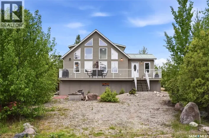 House for sale: 10 Islander DRIVE, Candle Lake