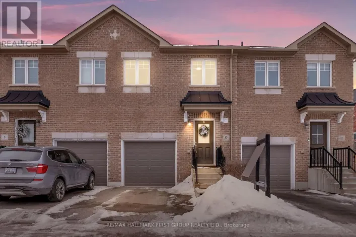 10 KEN BROMLEY LANE, Clarington