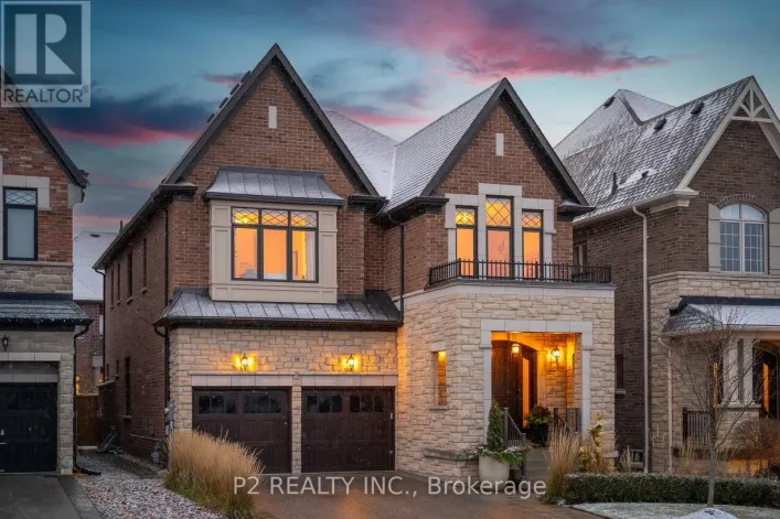 10 KING BOULEVARD, King