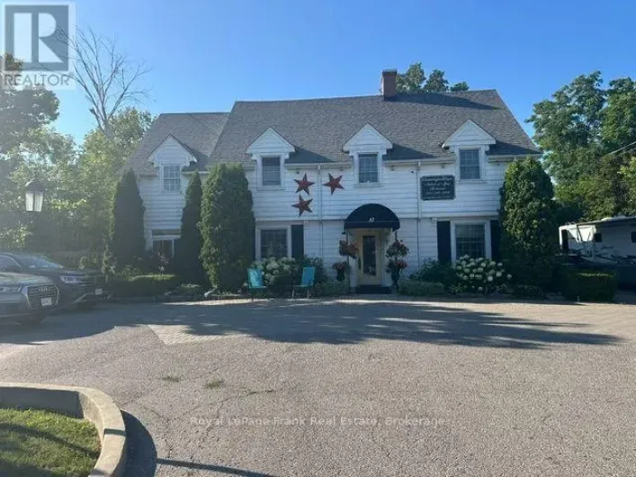 10 KING STREET E, Kawartha Lakes