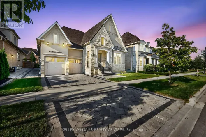 10 LARKIN AVENUE, King