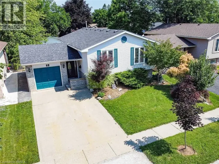 10 LATZER Crescent, Brantford