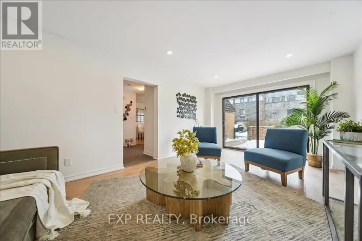 10 LAURIE SHEPWAY, Toronto