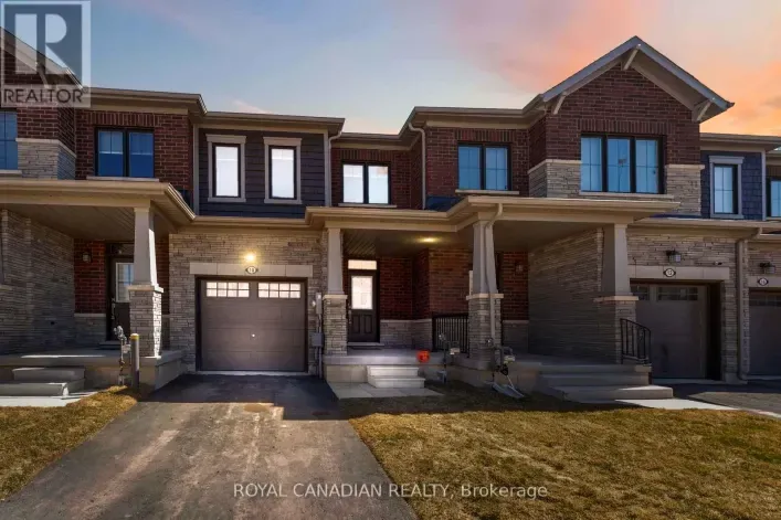 Row / Townhouse for sale: 10 LEMON AVENUE, Thorold