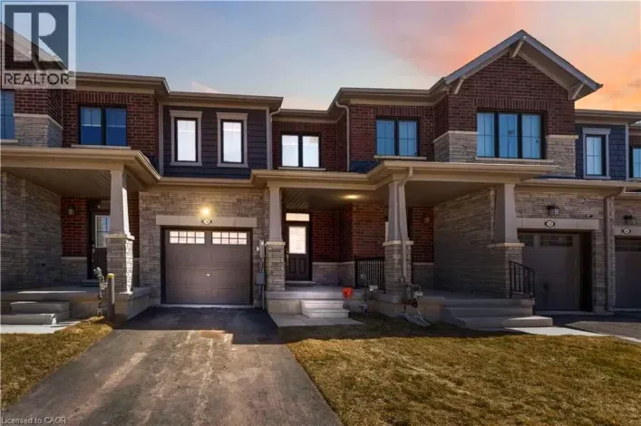 Row / Townhouse for sale: 10 LEMON Avenue, Thorold