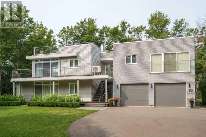 House for sale: 10 Lupin Lane, Brackley Beach