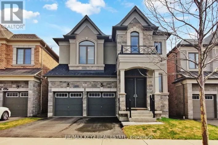 10 LYLE WAY, Brampton