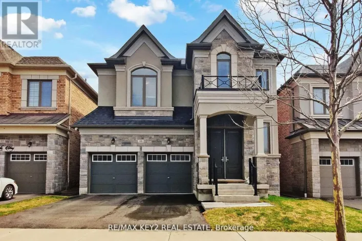 10 LYLE WAY, Brampton