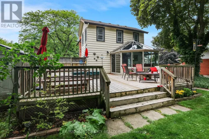 10 MAPLE AVENUE, Grimsby