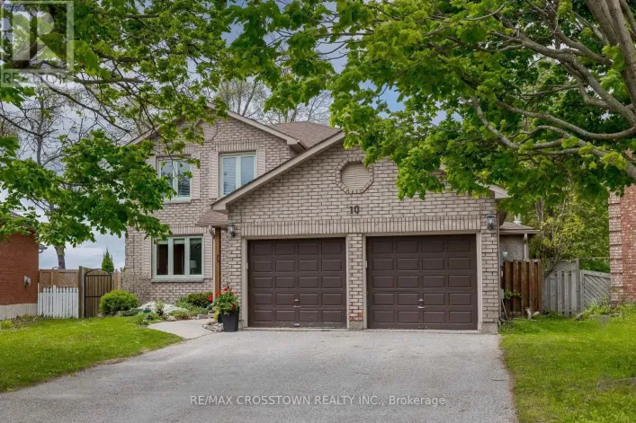 10 NUGENT COURT, Barrie