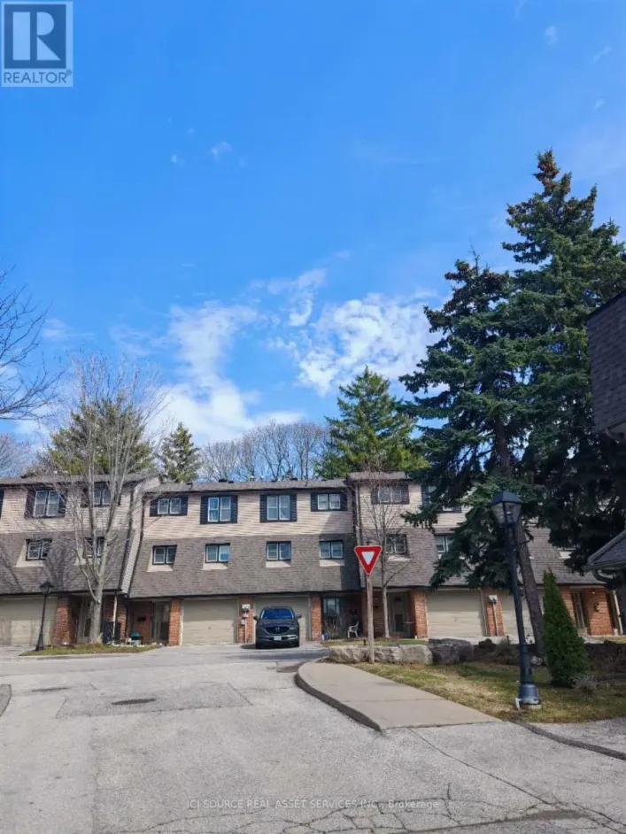 10 PURPLE SAGEWAY, Toronto