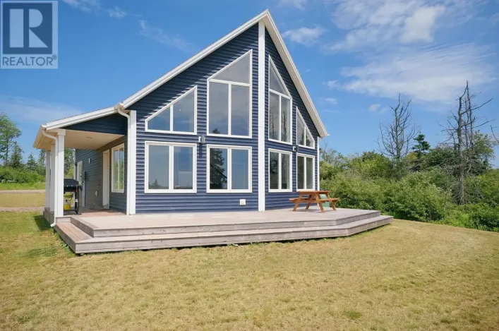 10 Quincy Adams Road, Grand River