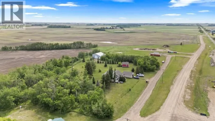 10 Railway Avenue N, Rosalind