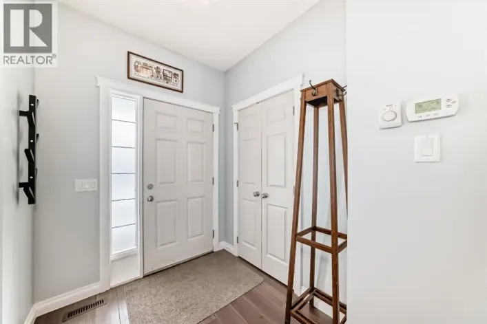 10 Reunion Grove NW, Airdrie