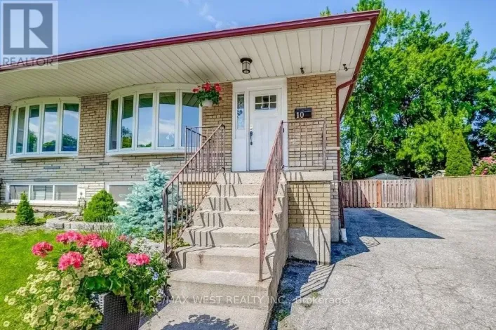 10 RIMA COURT, Toronto