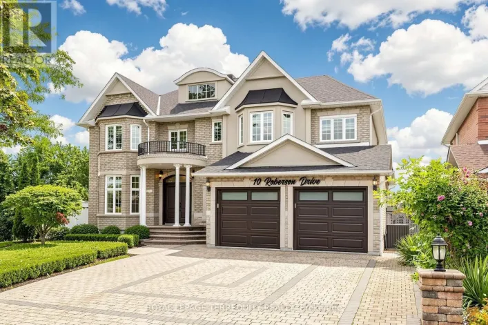 10 ROBERSON DRIVE, Ajax