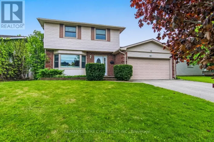 10 RUNNYMEDE CRESCENT, London North