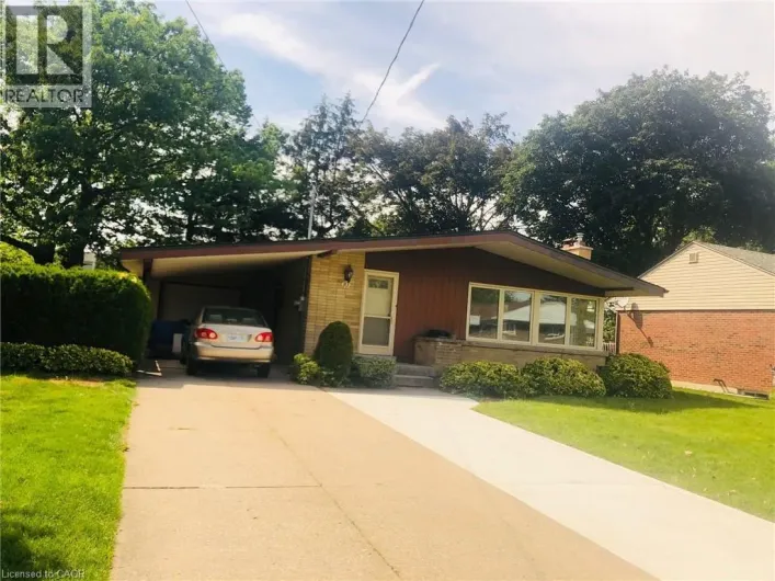 10 SHERWOOD Rise, Hamilton