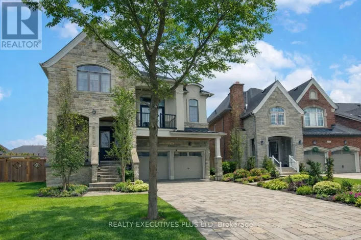 10 SIM HILL CRESCENT, King