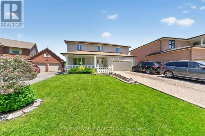 10 SKYE COURT, Hamilton